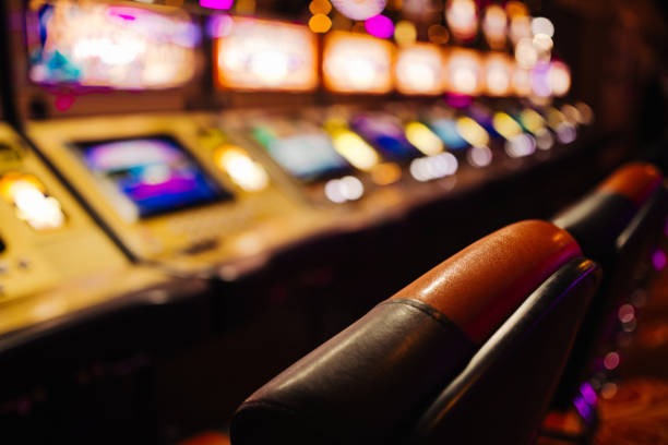 Live dealer studio at mu138 with multiple camera feeds and real-time player interaction